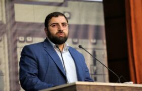 سخنرانی حسین زاده قشمی، رئیس مرکز ارتباطات وزارت صمت در نهمین کنفرانس روابط‌عمومی و صنعت