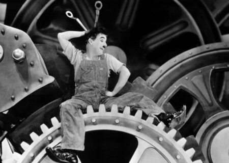 علیه سوء ‌استفاده از طبقه‌ی کاربر