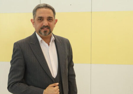 «معرفی ابزارهای کاربردی هوش مصنوعی» در شانزدهمین همایش روابط‌عمومی الکترونیک