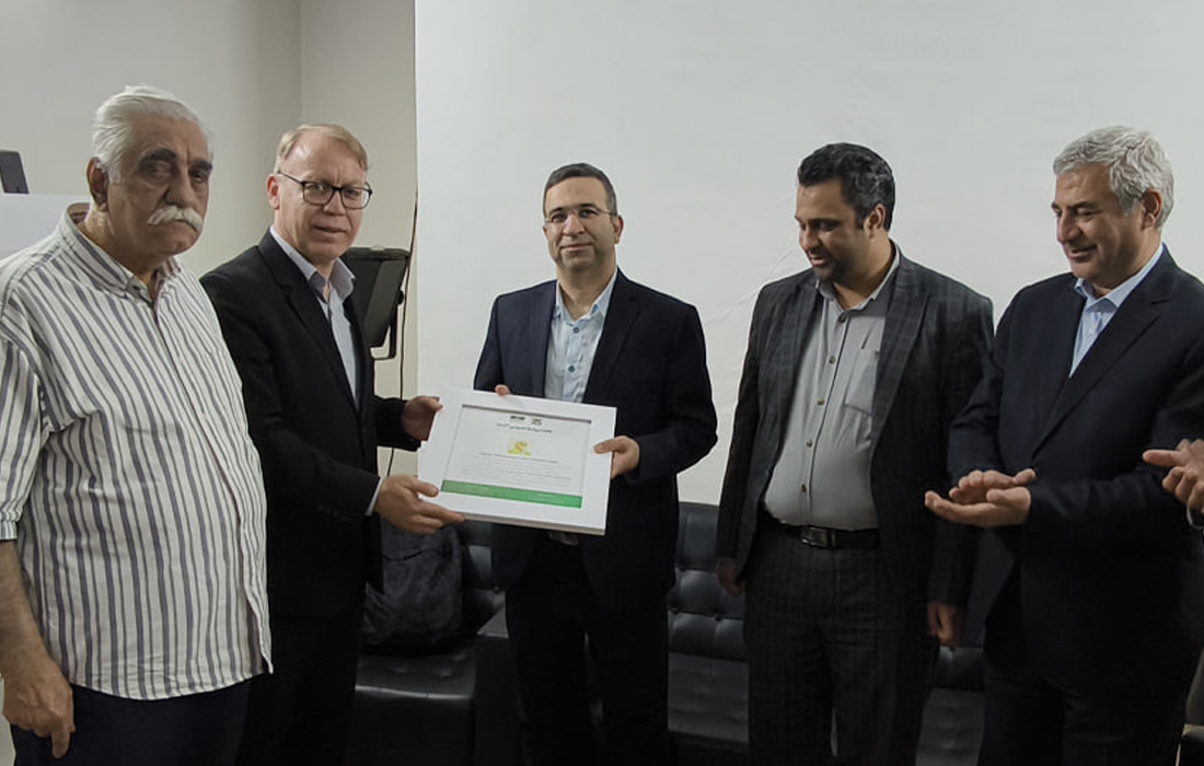 گرامیداشت مقام علمی مرحوم استاد هوشنگ عباسزاده و درگذشتگان خانواده بزرگ روابط عمومی ایران عزیز