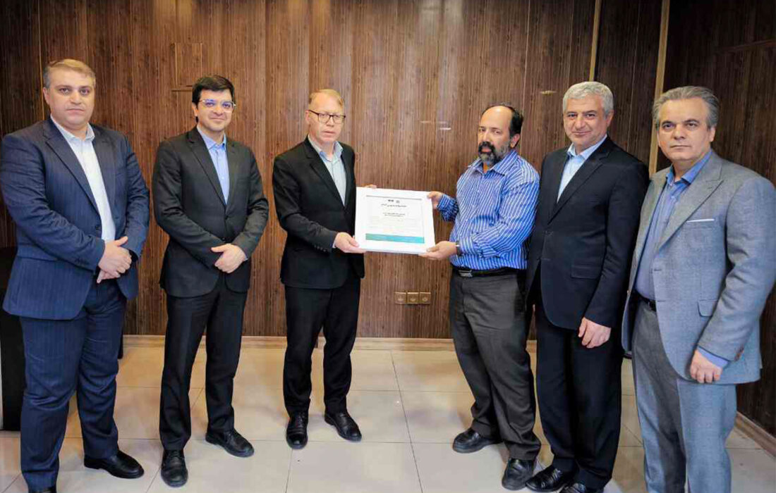 دیدار جمعی از اعضای شورای سیاست‌گذاری هفته روابط‌عمومی ۱۴۰۳ با مسعود حیدری مدیرعامل خبرگزاری ایلنا