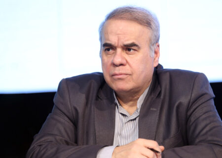 بگذارید منتقدین، منتقد بمانند