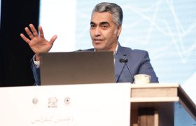 «راهبردهای ارتباطی مدیریت پایداری اجتماعی» در دهمین کنفرانس روابط‌عمومی و صنعت – قسمت اول