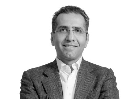 ۱۵ سال همراهی با توسعۀ ارتباطات حرفه‌ای