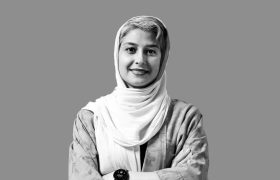 هویت و آینده